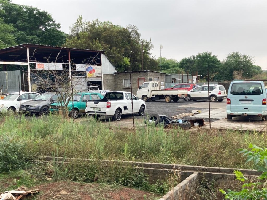 Commercial Property for Sale in Waterval East North West